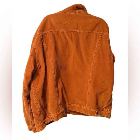 Levi’s Faux Shearling Lined Corduroy Trucker Jacket - Picture 6 of 11